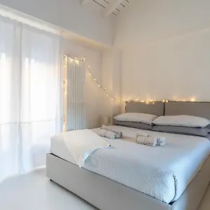  Appartamento Design Loft Walking Distance Brera-duomo With Wifi+netflix